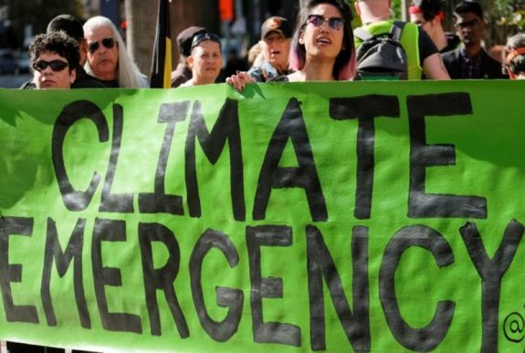 A britek többségét jobban foglalkoztatja a klímaváltozás, mint a Brexit