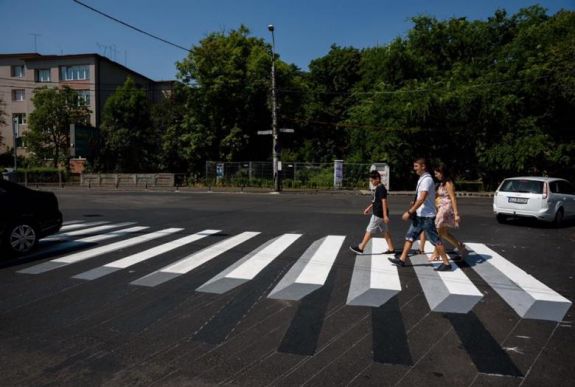 Már háromdimenziós gyalogátjáró is van a kincses városban