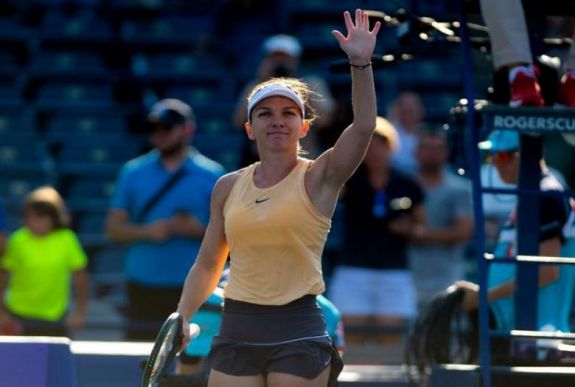 Tenisz: Halep sérülés miatt visszalépett a torontói tornától