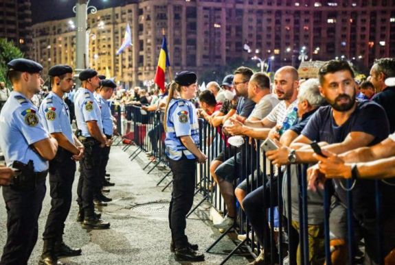 A bukaresti csendőrség köszönetet mondott az augusztus 10-ei tüntetés szervezőinek