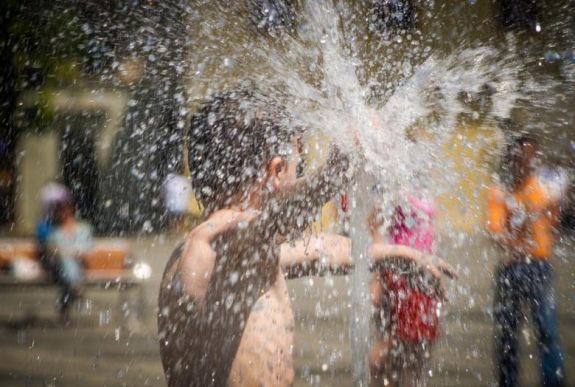 Feje tetejére áll az időjárás a következő két hétben