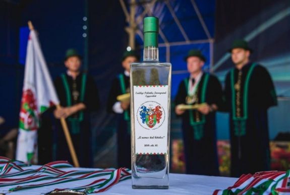 Erdélyi pálinkaversenyre várnak jelentkezőket a Vásárhelyi Forgatag szervezői