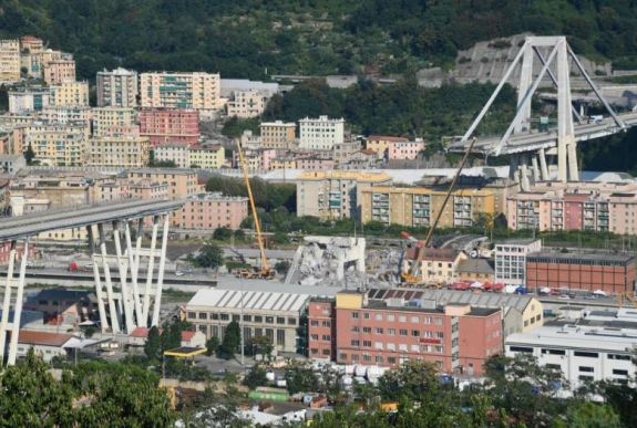 Egy éve történt az olaszországi hídomlás