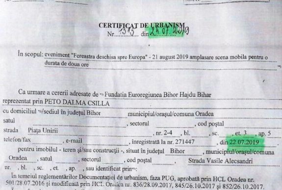 FRISSÍTVE - A városháza nem engedte fel a táncosokat a megyei tanács színpadára a nagyváradi virágkarneválon