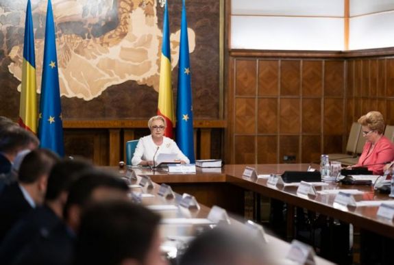 FRISSÍTVE – Benyújtotta lemondását az ALDE három minisztere