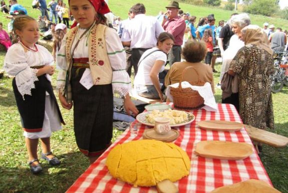 Hétvégén tartják a XIV. Csángó Túrós Puliszka Fesztivált