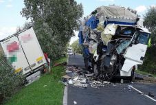 Romániai házaspár is érintett a magyarországi kamionos balesetben