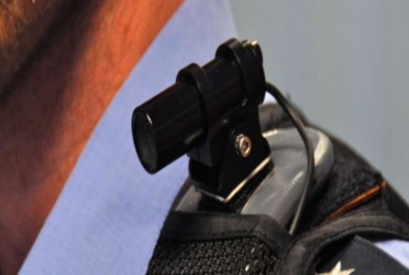 Testkamerával szerelik fel a háromszéki rendőröket