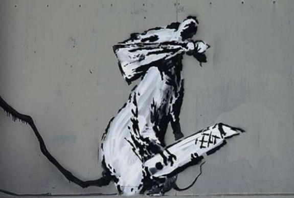Ismét lába kelt egy Banksy-graffitinek