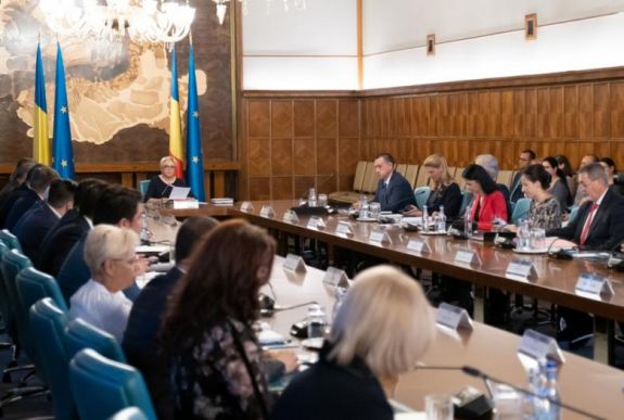 Forgatókönyvek: marad-e hivatalában novemberig a Dăncilă-kormány?