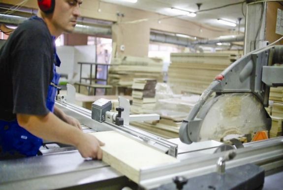 A bútoripar több ezer munkavállalót veszített két év alatt