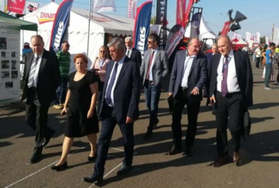 Egy jó és egy rossz hírt közölt az erdélyi gazdákkal Winkler Gyula EP-képviselő