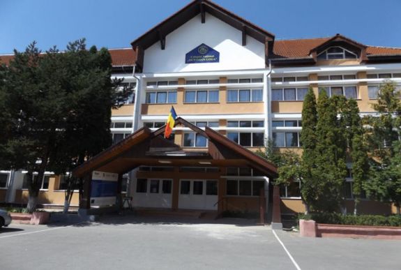 Részletek derültek ki a csíkszeredai iskolában történt öngyilkosságról