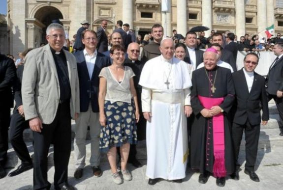 A csíksomlyói szervezőcsapat is „visszalátogatott” a pápához – magyarul köszöntötte őket a szentatya