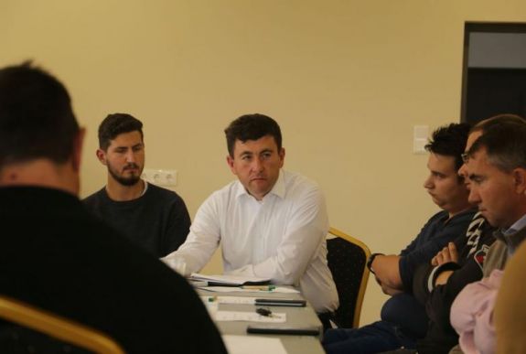 Ifjúsági tevékenységeket támogató alapot hozna létre Hargita Megye Tanácsa