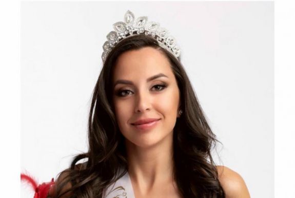 A gyimesközéploki Blága Tünde képviseli Magyarországot a Miss Earth szépségversenyen