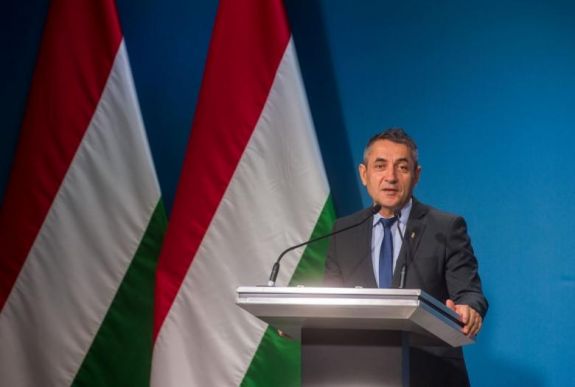 Több mint 600 millió forinttal támogatja Magyarország a külhoni szervezetek és vállalkozások gyermekbarát tevékenységét