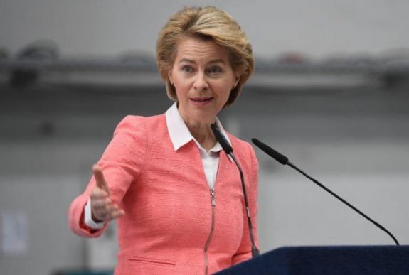 EU-tisztújítás: új jelöltet fog kérni Magyarországtól és Romániától Ursula von der Leyen