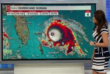 Óránkénti 280 kilométeres széllel zúdul Florida felé a Dorian hurrikán