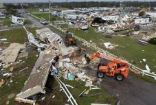 Dorian hurrikán: félmillió euró segélyt juttat a károsultak megsegítésére az EU