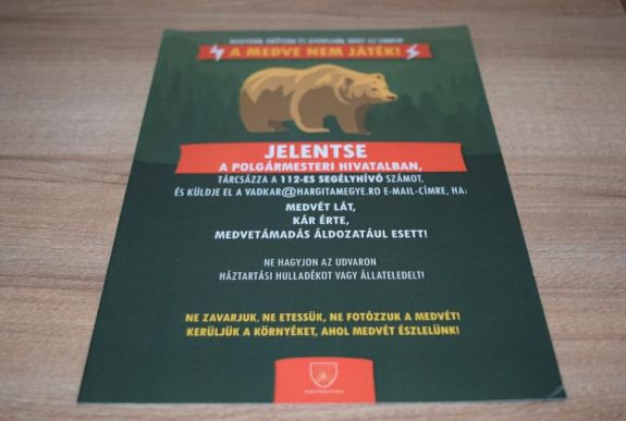 Kampány indul Hargita megyében: a medvekárok bejelentésére ösztönzik a lakosságot