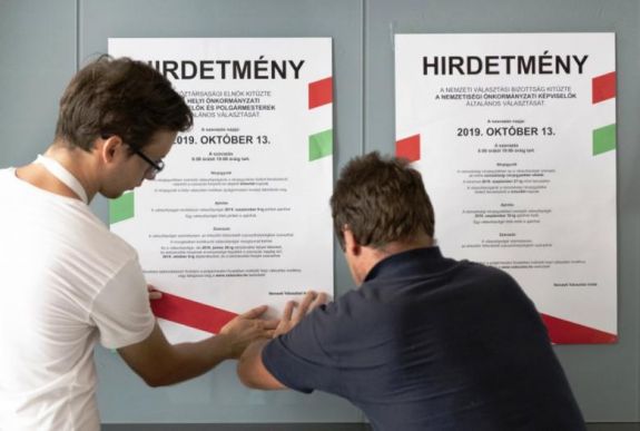 Önkormányzati választások Magyarországon: részben szexbotrányokról szól a kampány