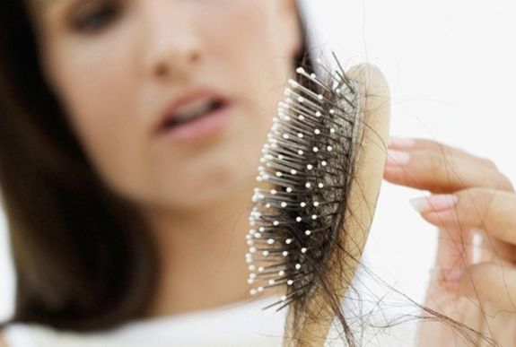 Ezeket a vizsgálatokat végeztesse el, ha hullik a haja