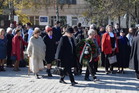 „Tettekkel mutatni példát” –1956-ra emlékeztek Csíkszeredában