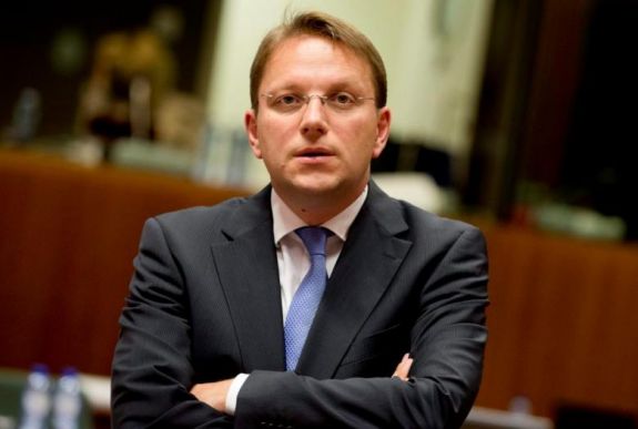 Ursula von der Leyen hivatalosan is biztosnak jelölte Várhelyi Olivért