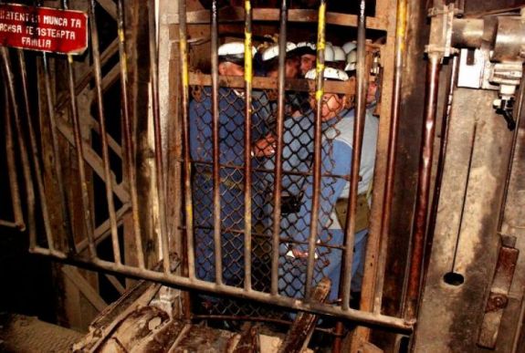 Folytatódik a Zsil-völgyi bányászok sztrájkja