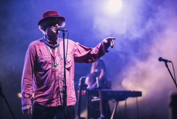 Székelyföldi miniturnéra indul a Sziámi and Friends