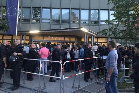 Külföldön szavazók figyelmébe: pénteken már nyitnak a szavazóhelyiségek!