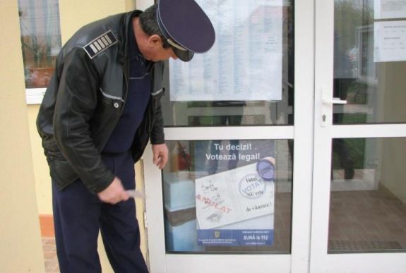 Belügyminisztérium: incidensek nélkül kezdődött az államfőválasztás