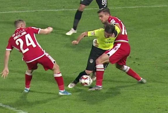 Liga 1: csúnya meccsen remizett a Dinamo és a Kolozsvári CFR