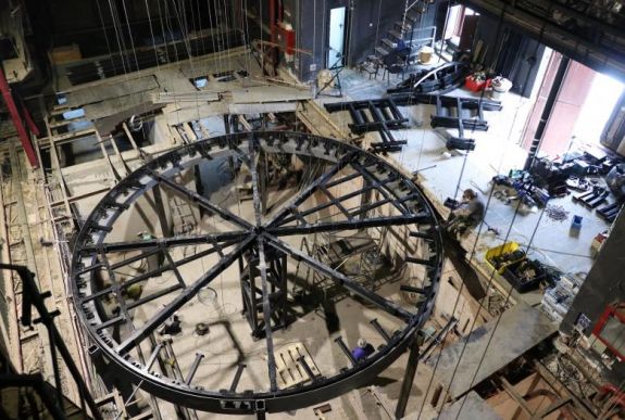 Szilveszterkor avatják fel a Szigligeti Színház új forgószínpadát