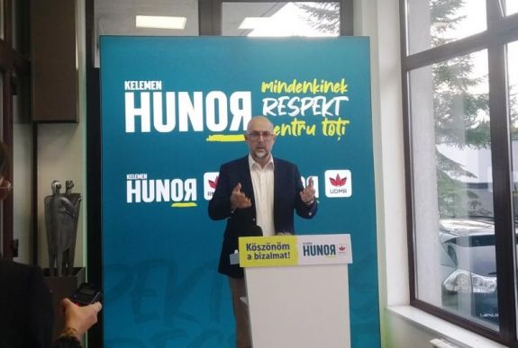Az RMDSZ a szavazóinak a bölcsességére bízza a döntést az elnökválasztás második fordulójában