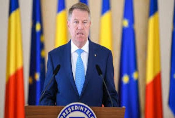 Johannis kétfordulós polgármester-választást szeretne