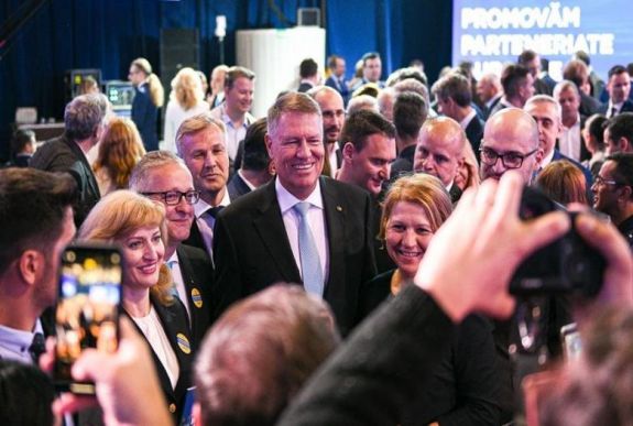 Johannis a mentelmi jogáról való lemondásról: alkotmánymódosítással lehetséges