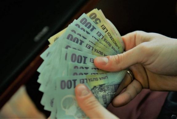 Bejelentette a kormány: ennyivel nő jövőre a minimálbér