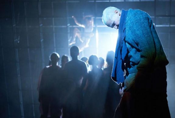 Az egyedülálló anyák háborúja: Kurázsi mama nyitotta az UTE-festet