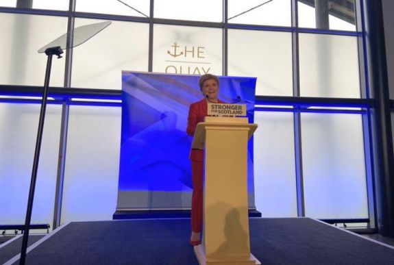 Nicola Sturgeon kiemelné Skóciát a Brexittel járó zűrzavarból