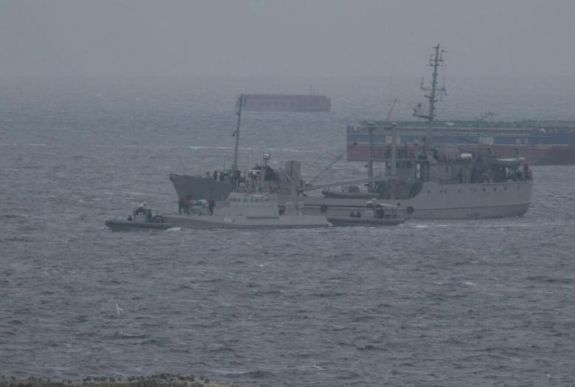 Vontatni kellett az Oroszország által visszaadott ukrán hadihajókat