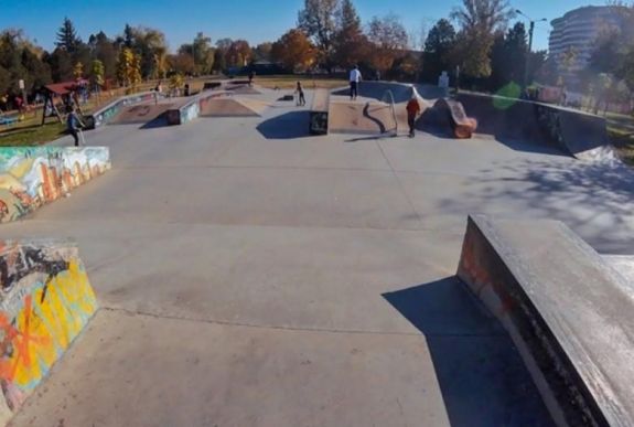 Örülhetnek a gördeszkások, BMX-esek: kibővítik a kolozsvári skateparkot