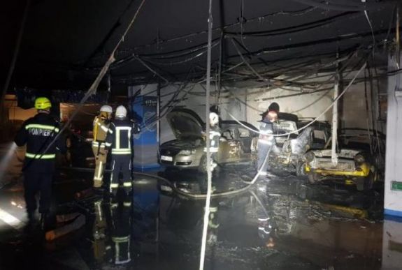 Kitört a pánik egy bukaresti plázában