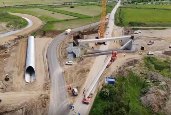 Tiltakozásba kezdtek a Szászsebes-Torda autópálya építői