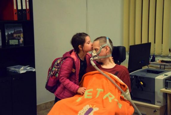 Elhunyt az éjszaka az ALS-beteg Szegő Jóska