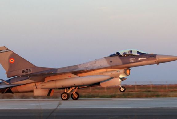 Újabb öt darab F-16-os vadászbombázót vásárol a védelmi minisztérium