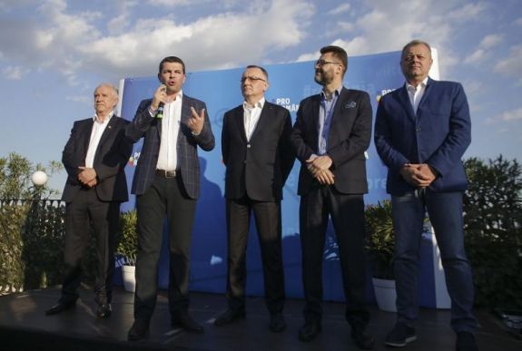További alapítók léptek ki Victor Ponta pártjából