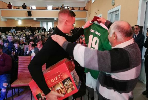 Díszpolgárrá avatták Simonyifalván Zsóri Dánielt