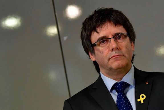Puigdemont mentelmi jogának felfüggesztését kezdeményezi az EP-nél a legfelsőbb bíróság